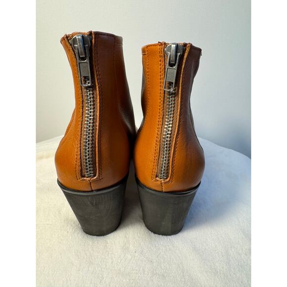 Kelsi Dagger Peep Toe Leather Bootie Cognac Brown Heels Open Toe Boot 10 NEW - Picture 3 of 8